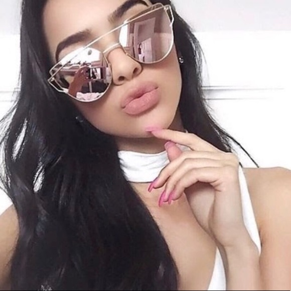 Flat Metal Vintage Cat Eye Mirror Sunglasses - Picture 3 of 5